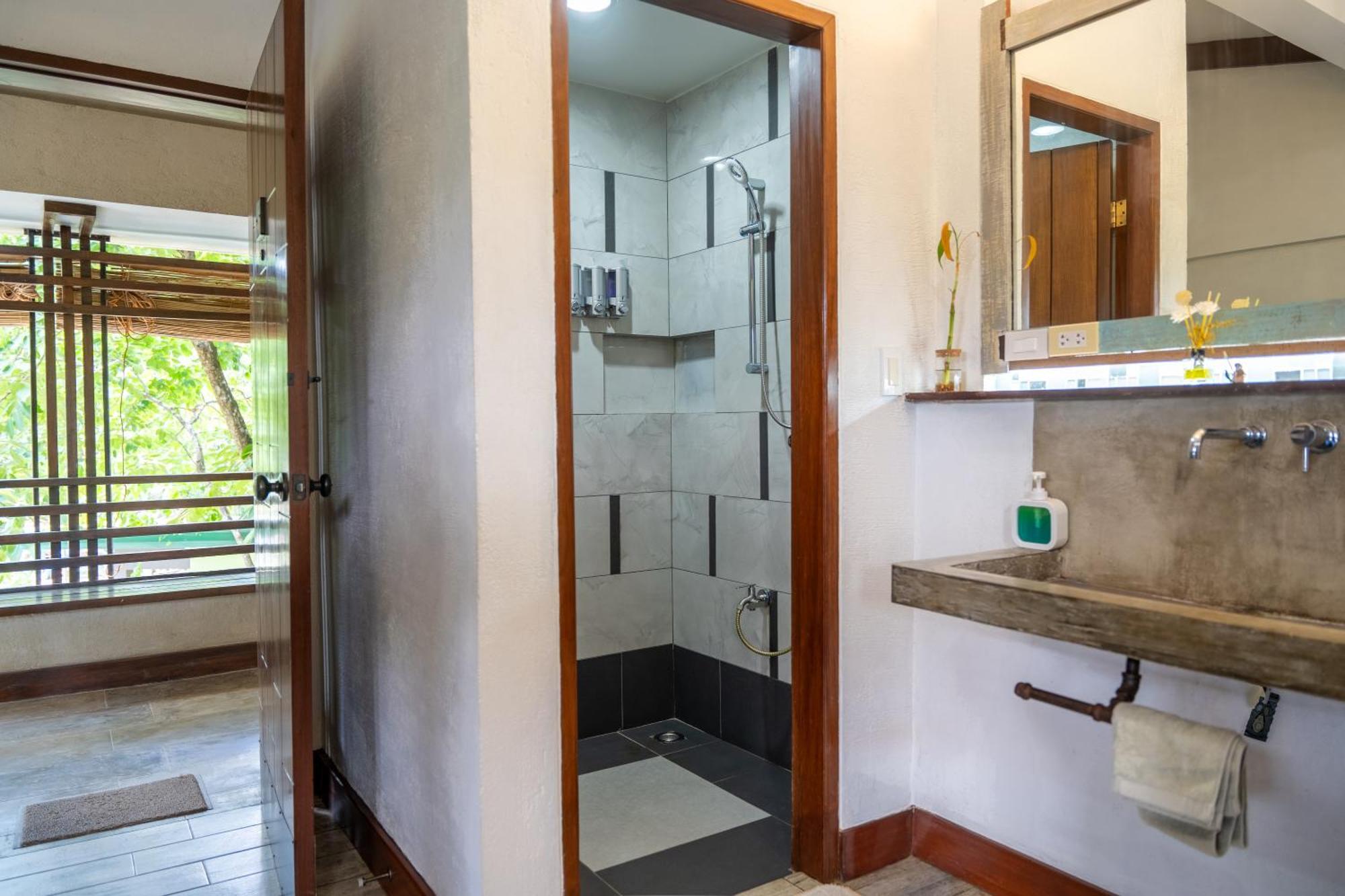 Hotel Island Lyfe Adventures El Nido Exterior foto